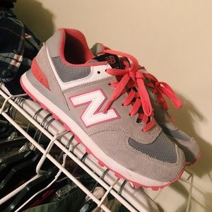 New balance 574 women’s size 8